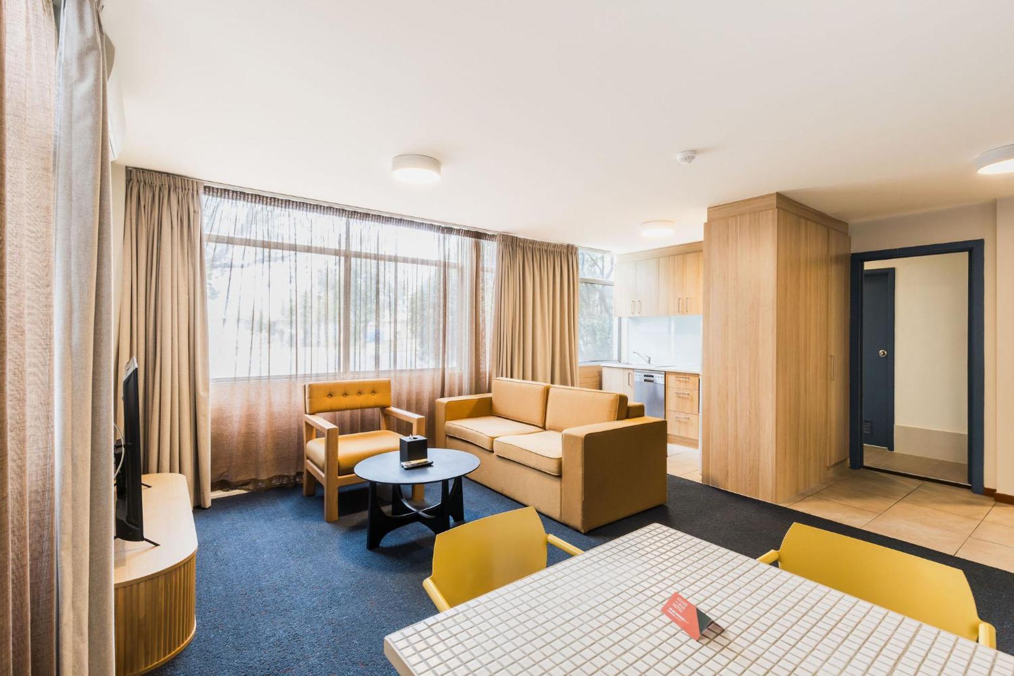 Motel Statesman 3*